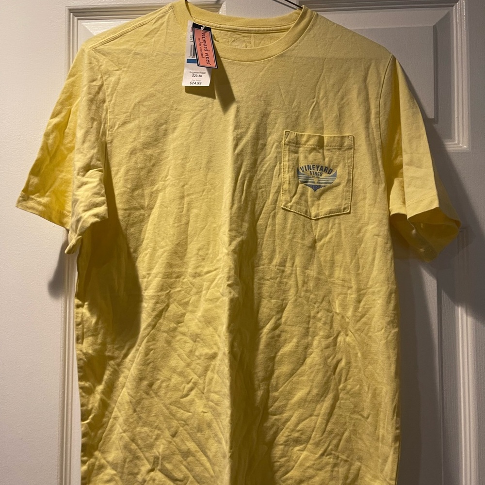 NWT Light yellow Vineyard Vines boys T-shirt